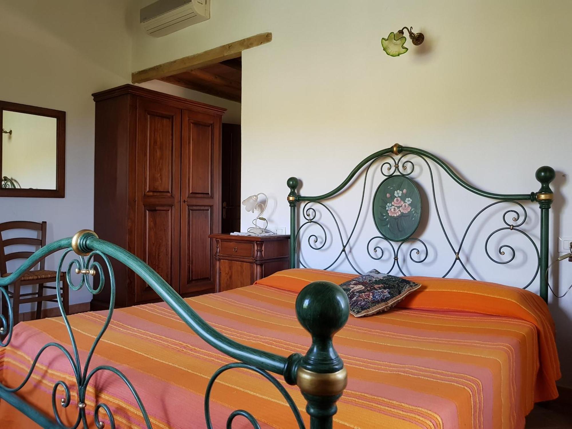 Agriturismo Bio Le 4 Stagioni Porrona エクステリア 写真