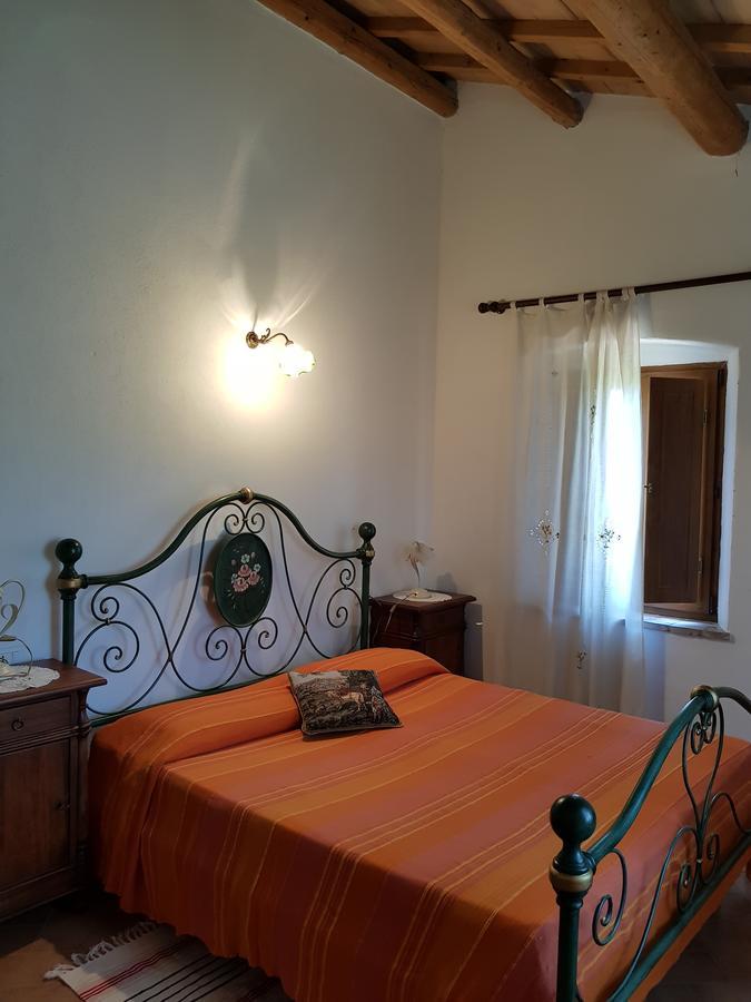 Agriturismo Bio Le 4 Stagioni Porrona エクステリア 写真