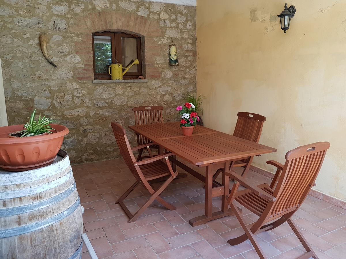 Agriturismo Bio Le 4 Stagioni Porrona エクステリア 写真
